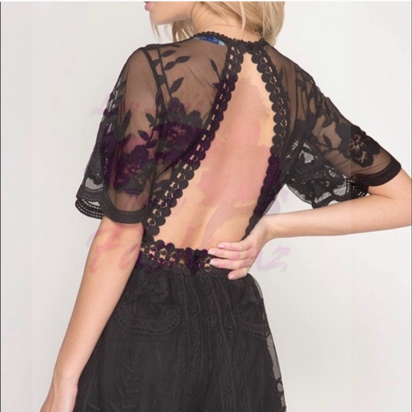Lace Romper- BLACK - Picture 2 of 3